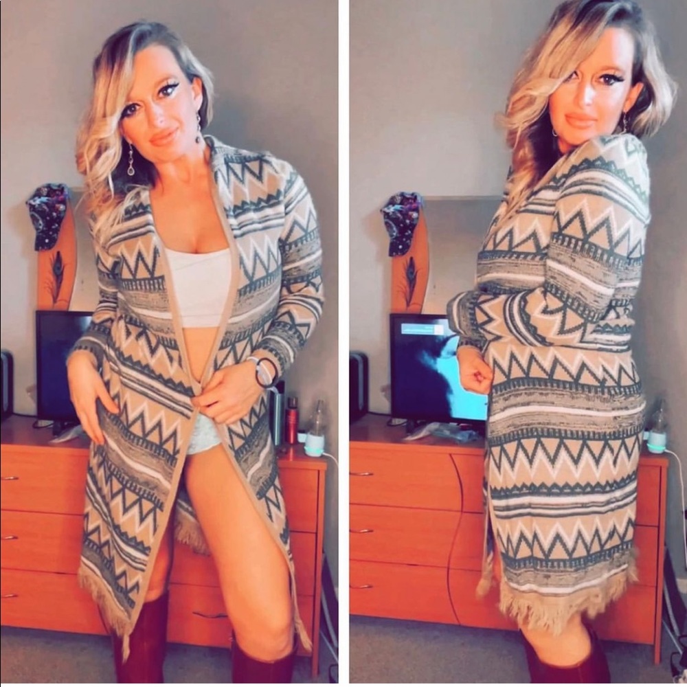 Aztec cardigan size S